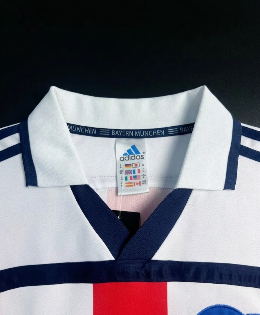 Bayern Monaco 2000 - Away