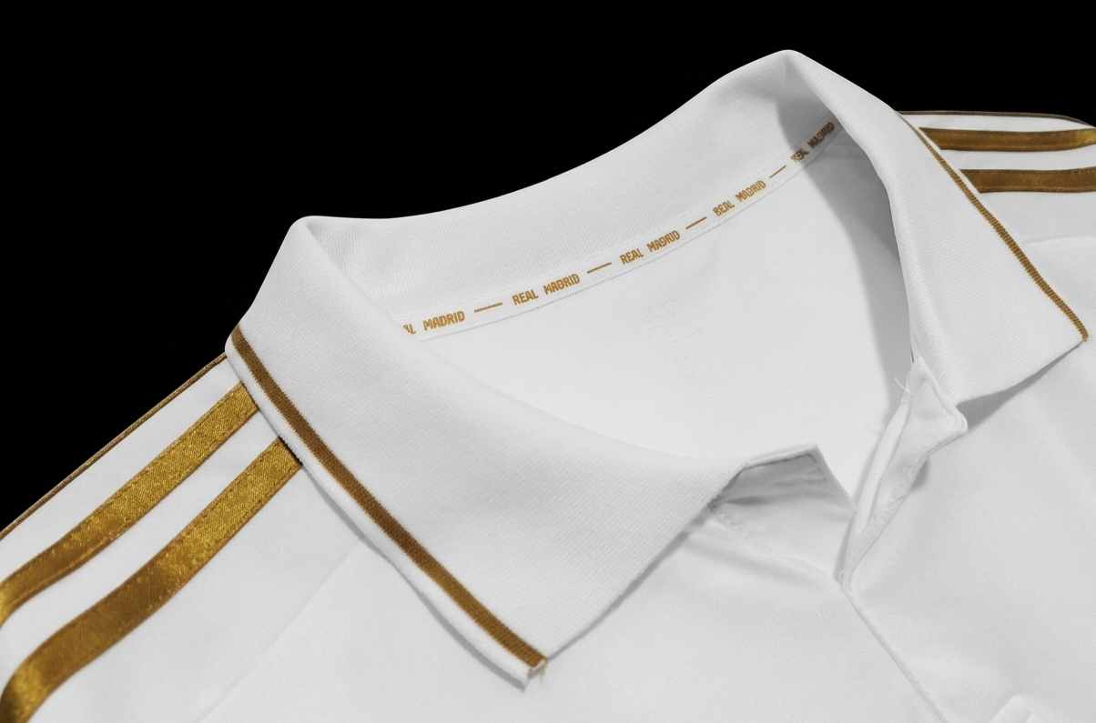 Real Madrid 2011 - Home