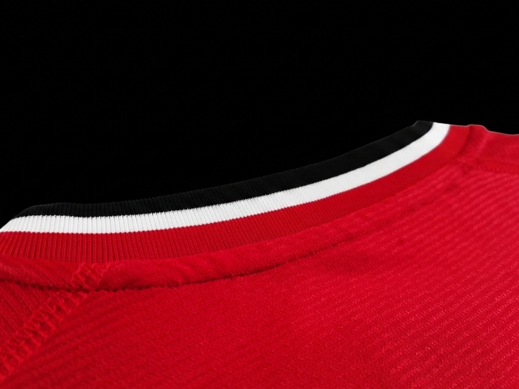 Manchester United 2000 - Home