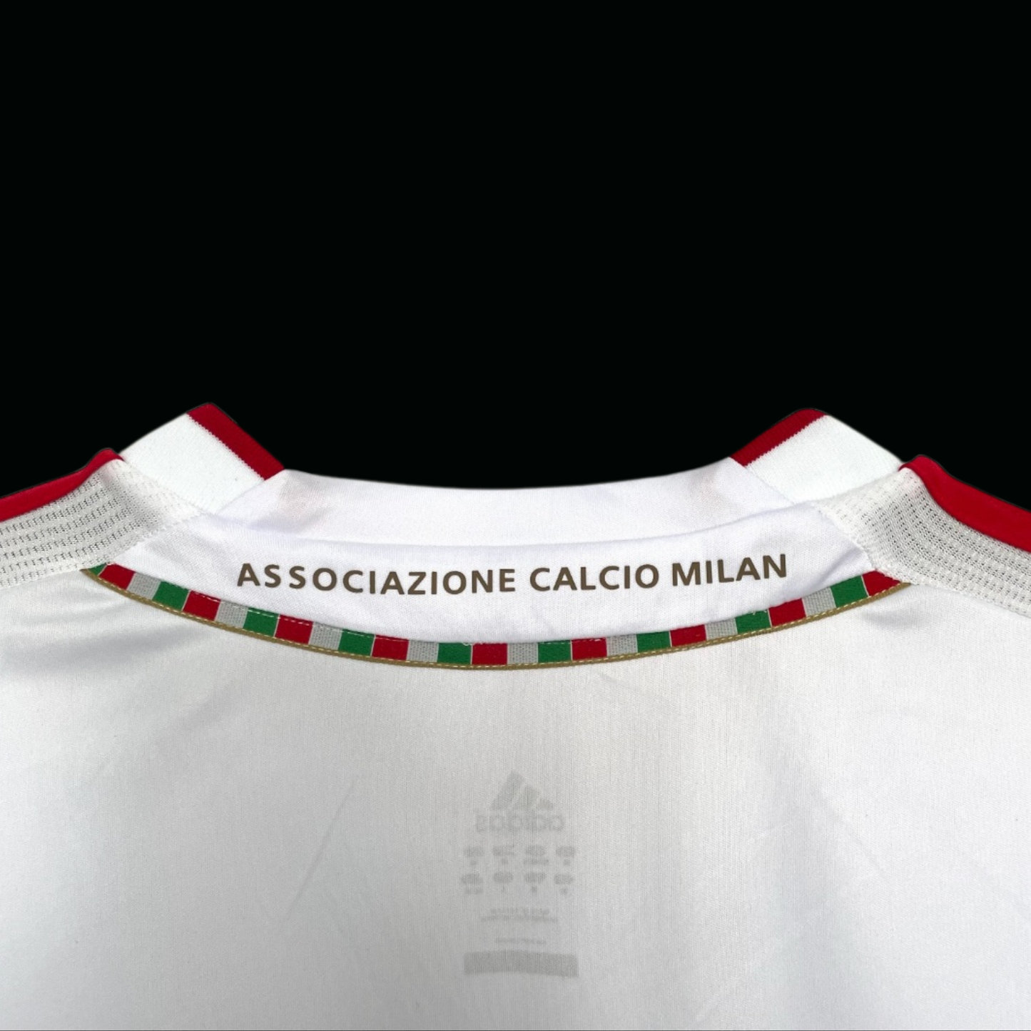 AC Milan 2011 - Away