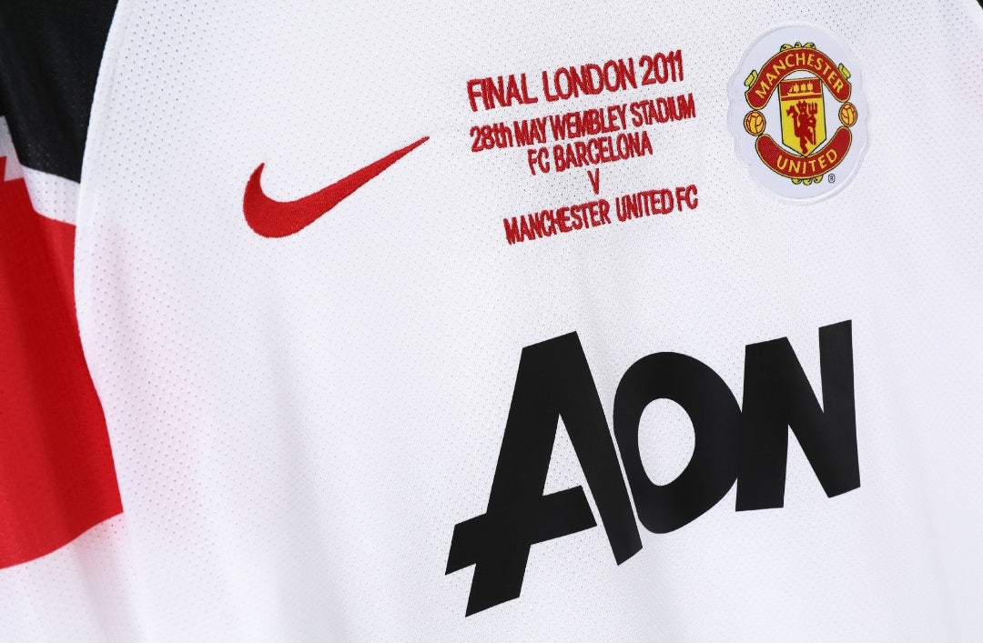 Manchester United 2011 - Away