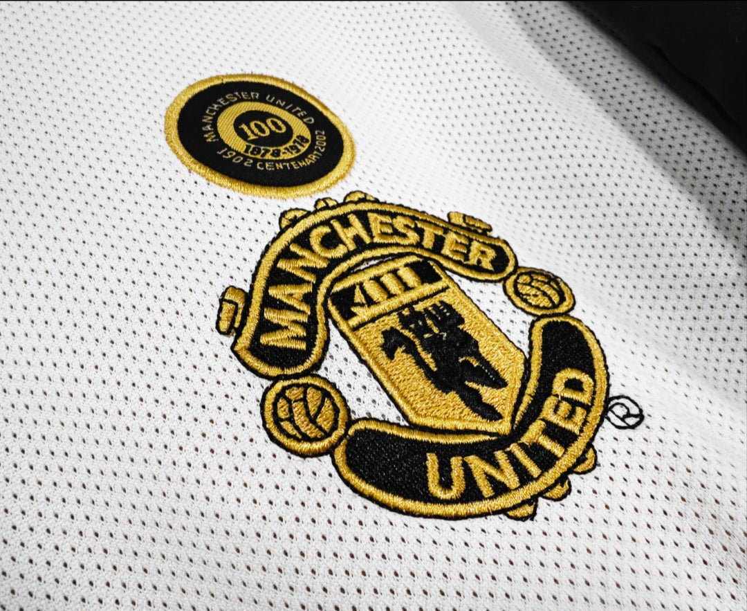 Manchester United 2001 - Away