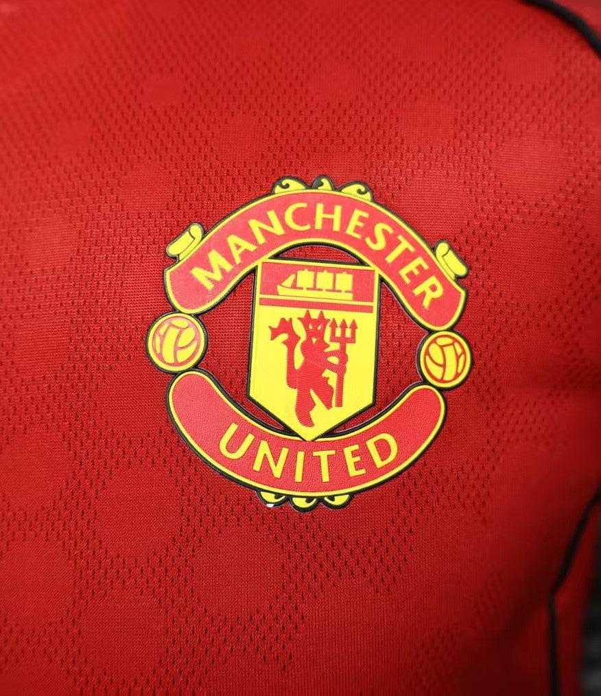 Manchester United 2025-26 - Home