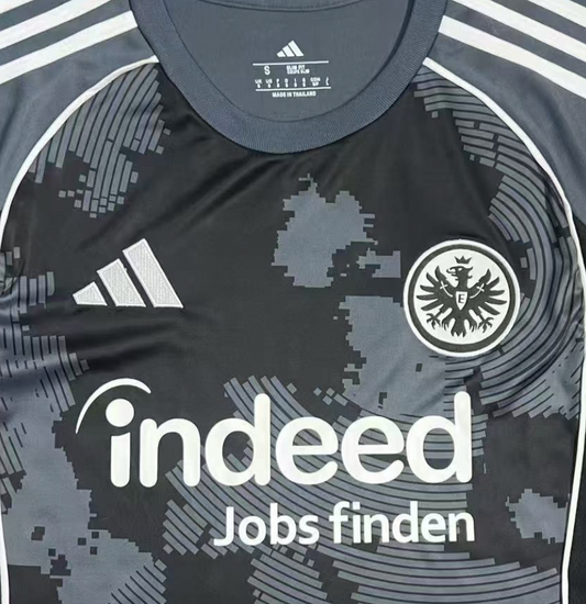 Eintracht Francoforte 2025-26 - Third